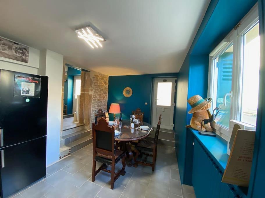 Au Lavoir Vinzelles Bagian luar foto